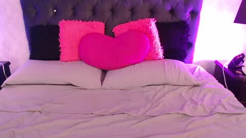 Snapshot of ambar_jonesx chatting on 02.25.25 Ambar Jones online show from 02.25.25