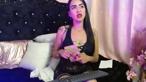Snapshot of ambar_rouxee chatting on 01.15.26 ambar rouxee online show from 01.15.26