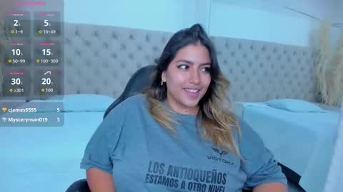 Snapshot of ambarbrown_ chatting on 01.10.26 Ambar online show from 01.10.26