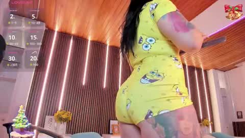 Snapshot of ambarcoxx chatting on 12.20.25 ambarcoxx online show from 12.20.25