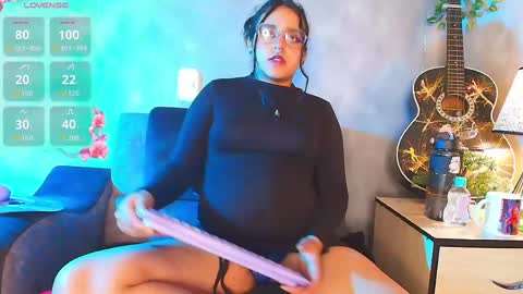 Snapshot of ambardevon_x chatting on 04.29.26 ambardevon_x online show from 04.29.26