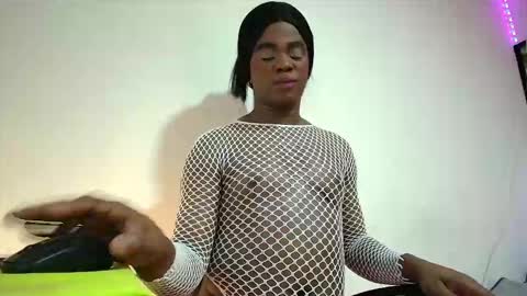 ambargil__ online show from 01.17.25