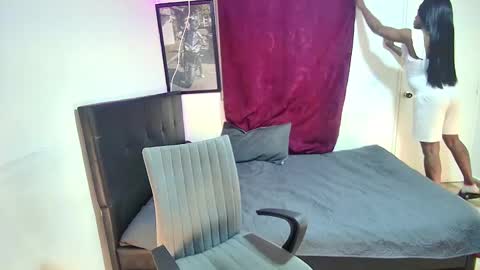 ambargil__ online show from 02.28.25