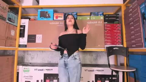 Snapshot of ambarina_ chatting on 05.15.26 Ambarina online show from 05.15.26