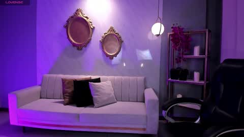 Ambar  online show from 10.25.25