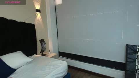 Ambar Ross online show from 10.09.25