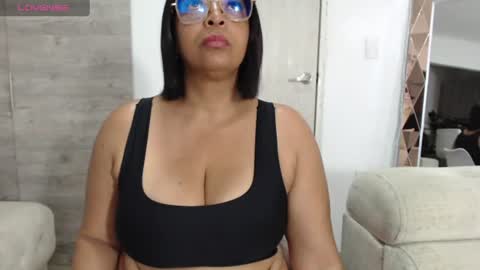 Snapshot of ambarsofhia chatting on 06.17.26 Amber Sofhia online show from 06.17.26