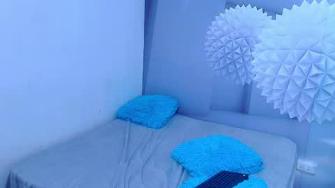 Snapshot of ambel_rose chatting on 05.15.26 ambel_rose online show from 05.15.26