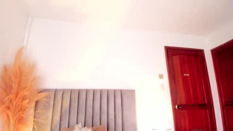 Snapshot of amber__davis chatting on 12.14.24 Amber Davis online show from 12.14.24