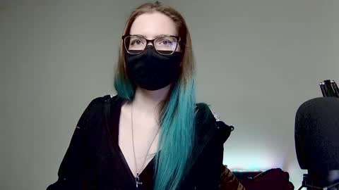 Snapshot of amber_candyfloss chatting on 01.14.25 Amber non-nude model online show from 01.14.25