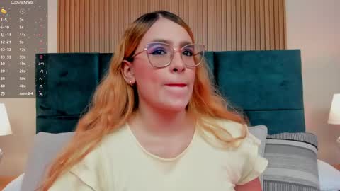 Snapshot of amber_kiss_ chatting on 05.18.26 Emily online show from 05.18.26