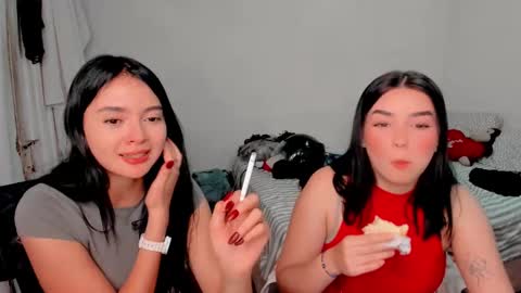 Snapshot of amber_landy1 chatting on 12.18.24 amber online show from 12.18.24