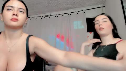 Snapshot of amber_landy1 chatting on 02.20.25 amber online show from 02.20.25