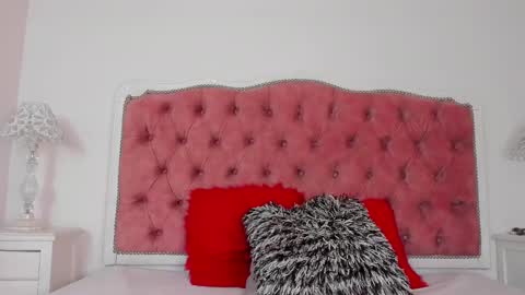 julieta  online show from 09.09.25