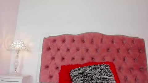 julieta  online show from 09.11.25