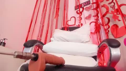 NEW ACCOUNT --  online show from 02.11.25