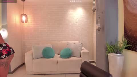 Snapshot of ambercolors_ chatting on 09.21.25 Amber online show from 09.21.25