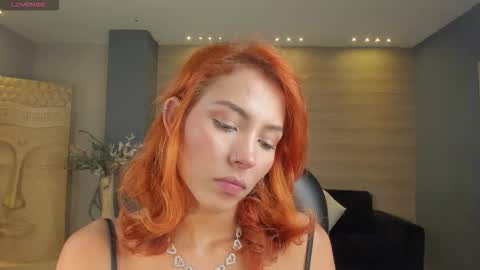 Snapshot of ambercolors_ chatting on 10.06.25 Amber online show from 10.06.25