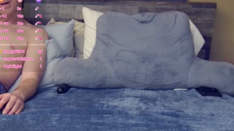 Snapshot of amberdawnn23 chatting on 03.12.25 Amber Dawnn online show from 03.12.25