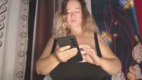 Snapshot of amberlissi chatting on 07.28.26 LISSY online show from 07.28.26