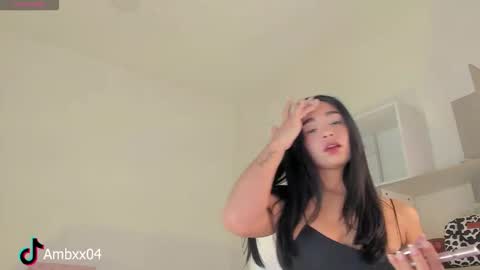 Snapshot of ambermiller04 chatting on 11.27.25 Amber online show from 11.27.25