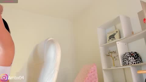 Snapshot of ambermiller04 chatting on 01.19.26 Amber online show from 01.19.26