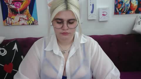 Amber online show from 10.10.25