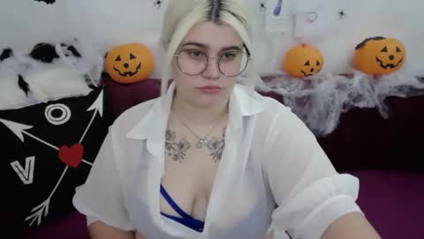 Amber online show from 10.24.25