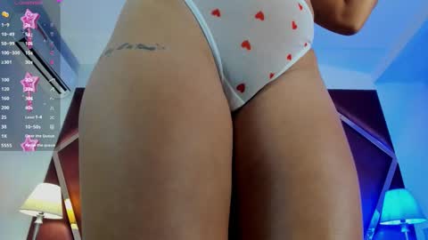 ambervegaa online show from 10.11.25