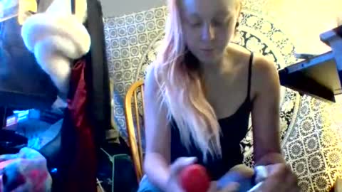 Snapshot of ambionce chatting on 05.14.26 ambionce online show from 05.14.26