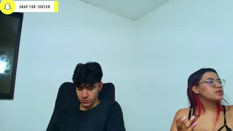 Snapshot of ameli_and_lucas chatting on 12.28.24 Amelia  Lucas online show from 12.28.24