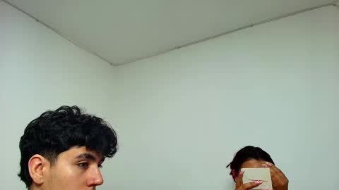 Snapshot of ameli_and_lucas chatting on 01.11.25 Amelia  Lucas online show from 01.11.25