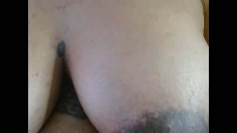 Snapshot of amelia_2023 chatting on 01.05.25 amelia online show from 01.05.25