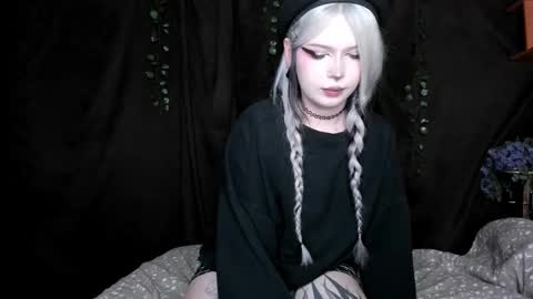 Amelia online show from 11.26.25