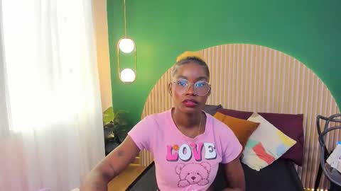 Amelia Adams online show from 11.14.25