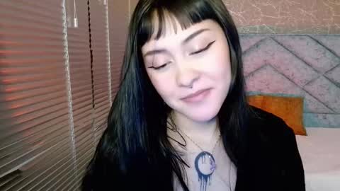 Snapshot of amelia_fry chatting on 03.07.25 amelia_fry online show from 03.07.25