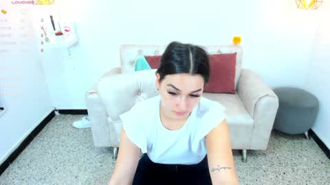 A M E L I A   online show from 12.03.24