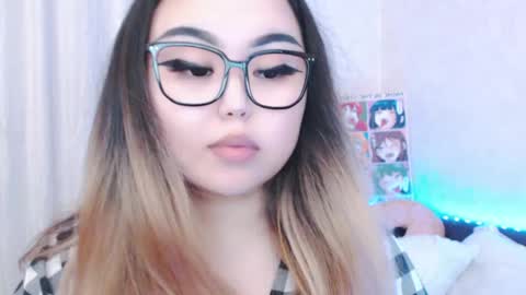 Snapshot of amelia_sunlight chatting on 05.27.26 Amelia online show from 05.27.26