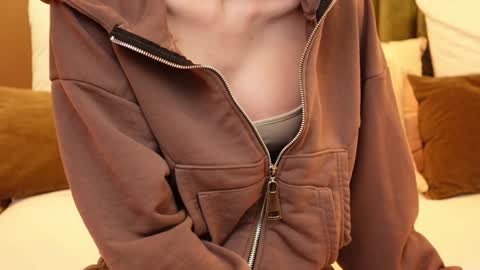 Snapshot of ameliaangell chatting on 01.07.25 Amelia online show from 01.07.25