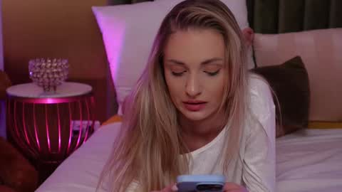 Snapshot of ameliaangell chatting on 02.21.25 Amelia online show from 02.21.25