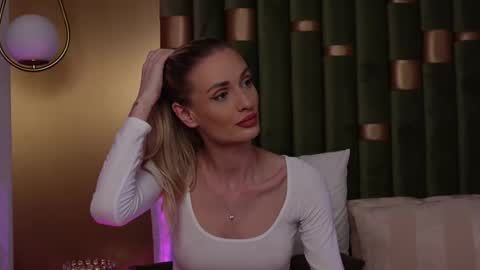 Snapshot of ameliaangell chatting on 03.05.25 Amelia online show from 03.05.25