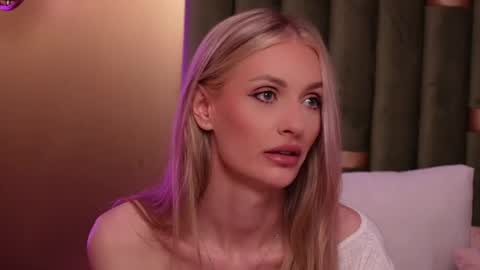Snapshot of ameliaangell chatting on 06.08.26 Amelia online show from 06.08.26
