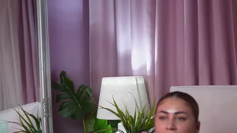 Snapshot of ameliabarbie chatting on 08.09.26 Amelia online show from 08.09.26