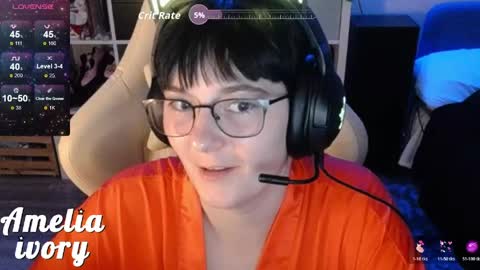 Snapshot of ameliaivory chatting on 05.18.26 ameliaivory online show from 05.18.26