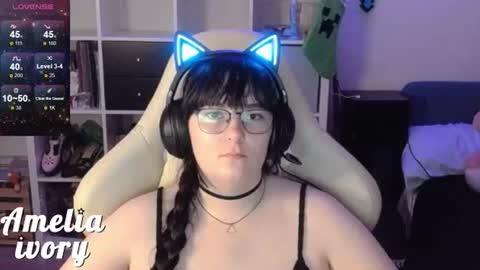 Snapshot of ameliaivory chatting on 07.23.26 ameliaivory online show from 07.23.26
