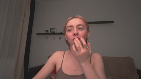 Amelia   online show from 02.21.25