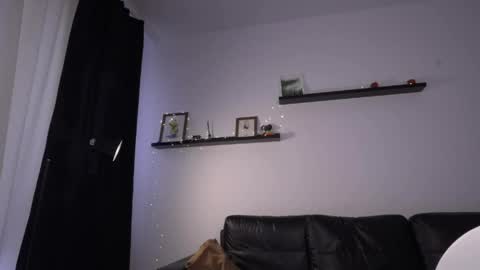 Amelia   online show from 04.16.26