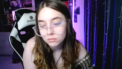 Amelia online show from 04.23.26