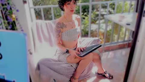 Snapshot of amelianaughty_ chatting on 05.20.26 Amelianaughty online show from 05.20.26