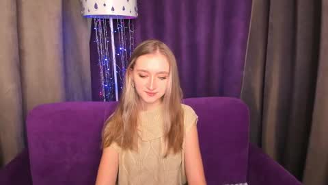 Snapshot of ameliawise chatting on 12.23.24 ameliawise online show from 12.23.24
